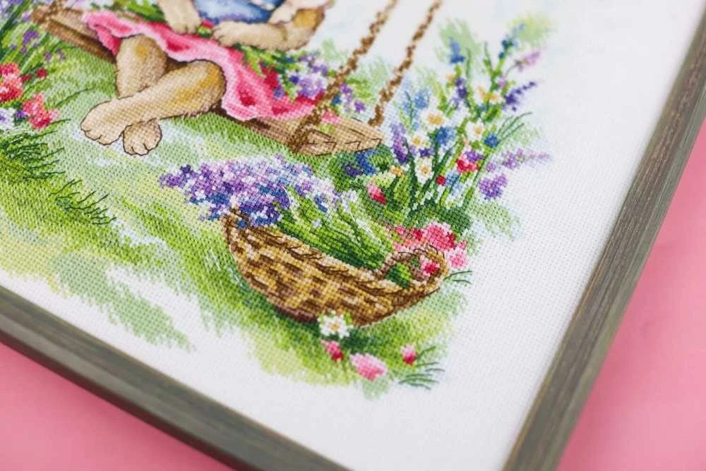 Beldizart Siuvinėjimo kryželiu rinkinys "Kiškis ant sūpynių" 27,3 x 37,7 cm S/VK088