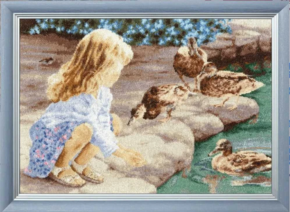 Beldizart Ristin-strykt suknelė "Mergaitė ir antis" 37,2x25,5 cm S/Z061
