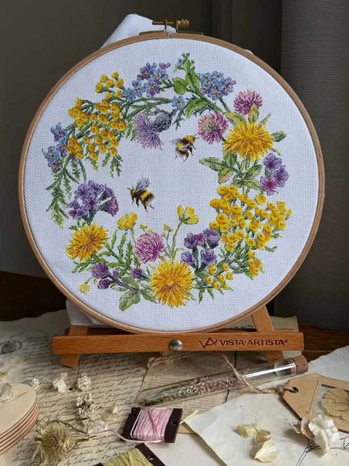 Beldizart Siuvinėjimo kryželiu rinkinys "Lauko vainikas" 24,5x24,5 cm SANP-77