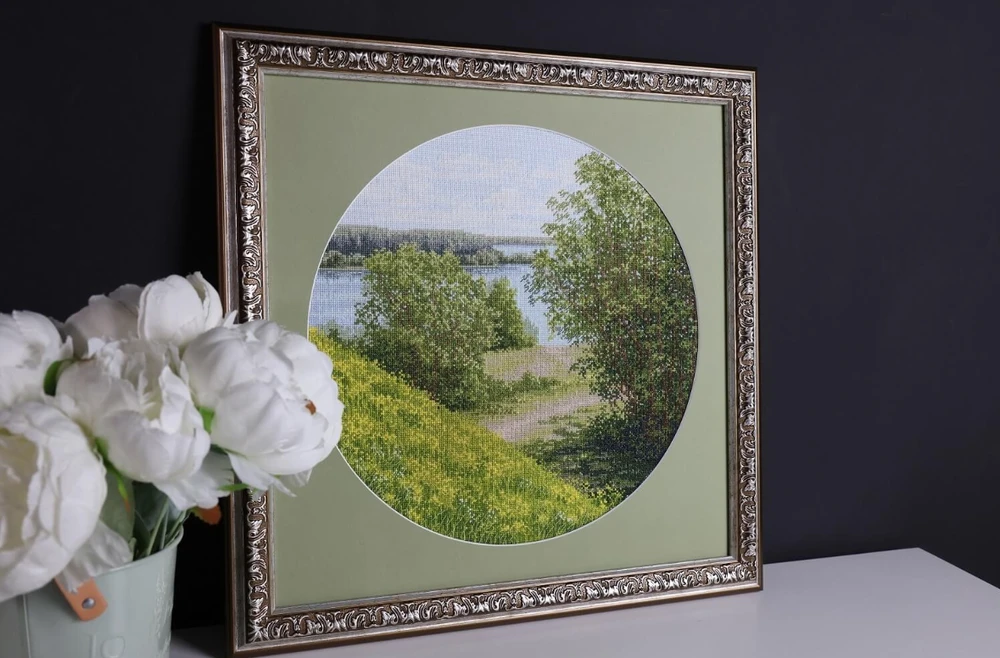 Beldizart Siuvinėjimo rinkinys "Ant saulėtų kalvų" 31,7x31,7 cm S/VM045