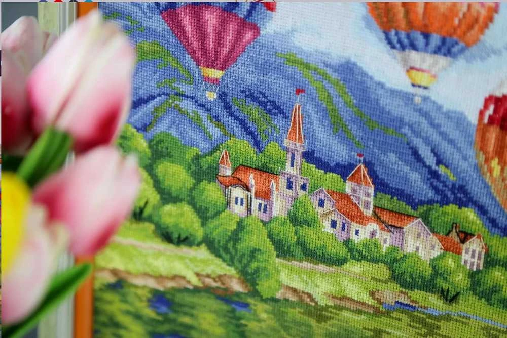 Beldizart Siuvinėjimo rinkinys Balionai virš pilies 31,5x42,5 cm S/DL040