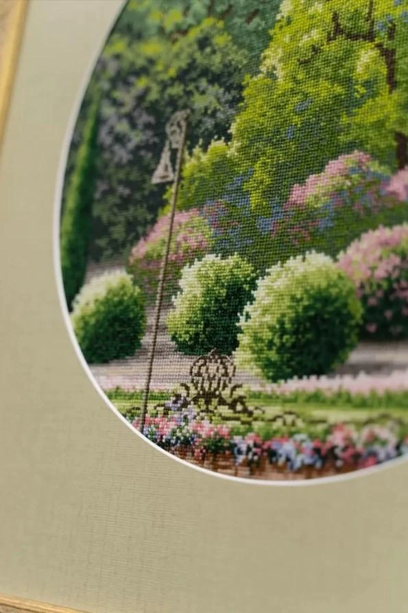 Zolotoe Runo Beldizart Kryželiu siuvinėjimo rinkinys "Vasaros parkas" 31.7×31.7 cm S/VM037