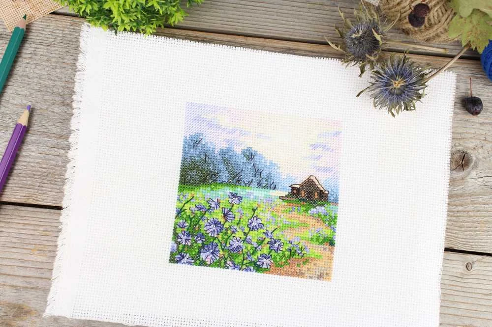 MP Studia Beldizart Kryželiu siuvinėjimo rinkinys "Kraštovaizdis su cikorija" 11x11 cm SM-1234