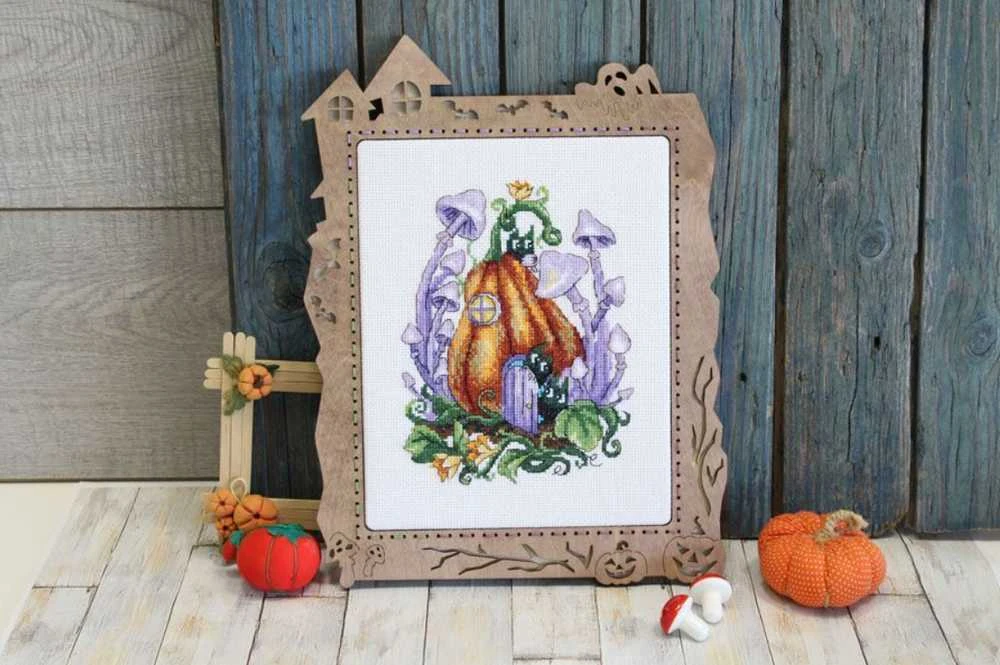 MP Studia Beldizart Kryželių siuvinėjimo rinkinys "Moliūgų namas" 19x14 cm SM-752