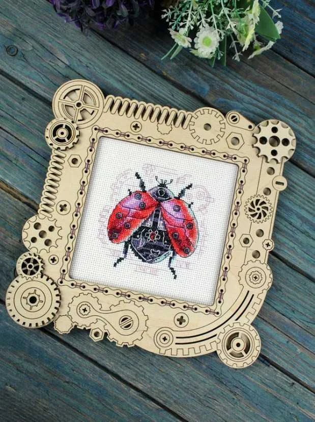 MP Studia Beldizart Kryželiu siuvinėjimo rinkinys "Ladybug. Steampunk" SM-770