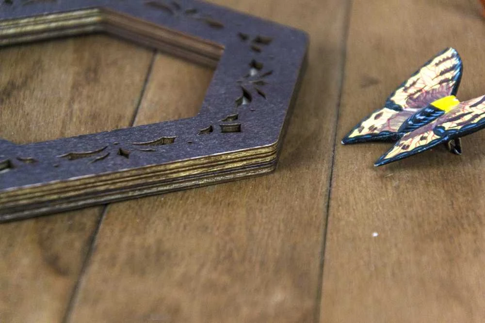 Embroidery Craft BOBKOVA ANNA FOP, reg. Nr. 2917408480 Lankelis su magnetais 14x16 cm (Wenge) PM-018-1416W