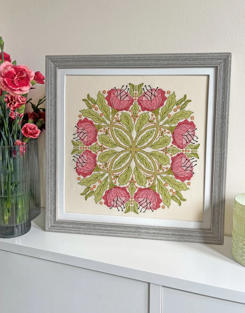 Bothy Threads Cross stitch kit "Celtic Poppies" XBUF1 26x26 cm