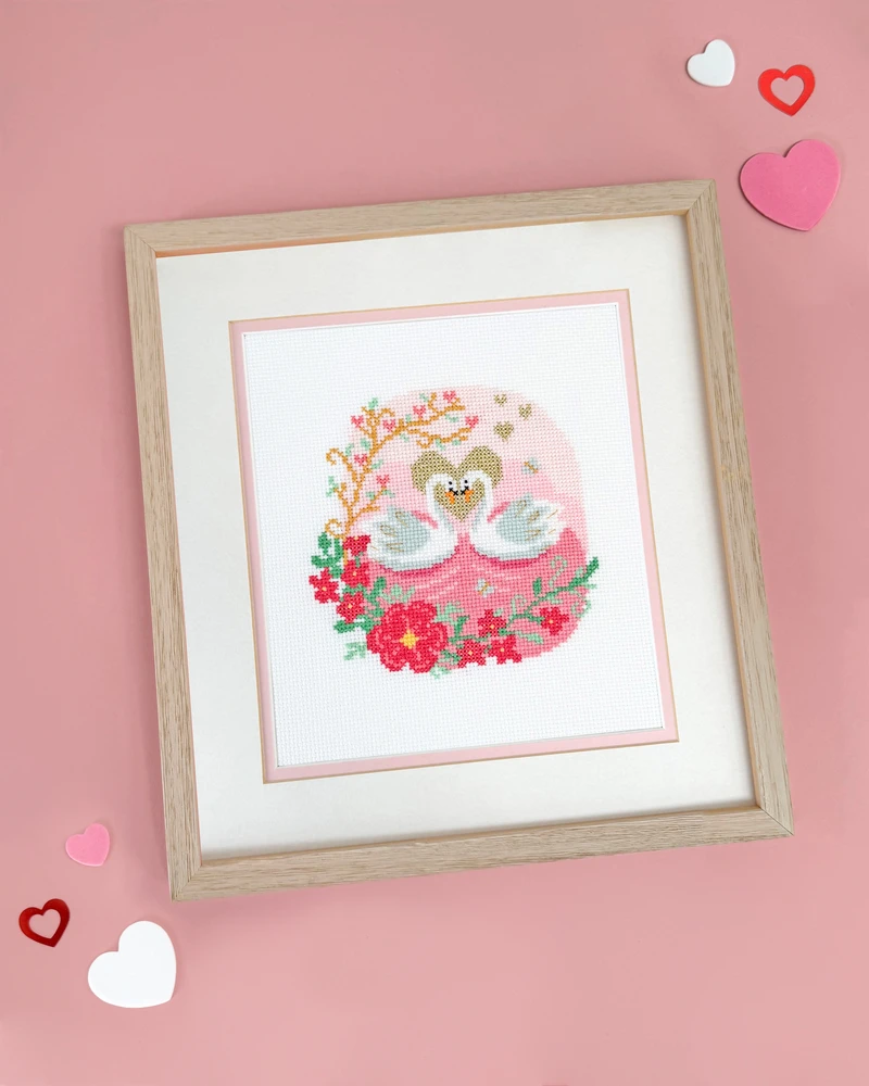 Bothy Threads Cross stitch kit "Cherished Love" XFA2 15x17 cm