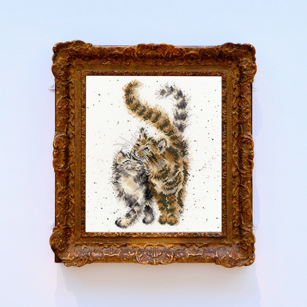Bothy Threads Cross stitch kit "Feline Good" XHD60 26x26 cm