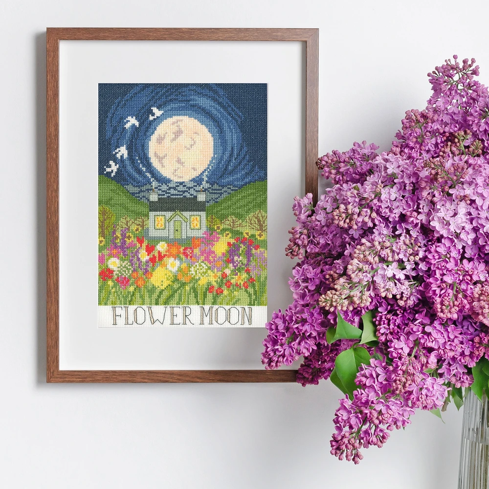 Bothy Threads Cross stitch kit "Flower Moon" XDD2 18x27 cm