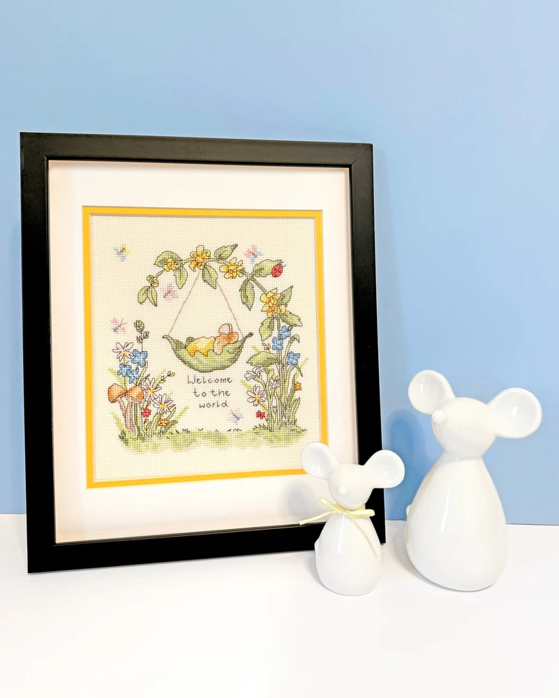 Bothy Threads Cross stitch kit "From Little Acorns" XSN1 18x19 cm