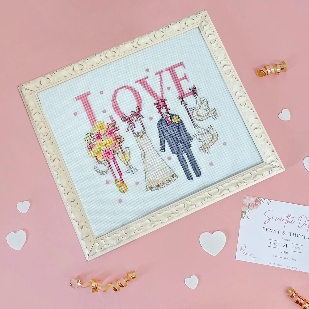 Bothy Threads Cross stitch kit "It Must Be Love" XKTB16 26x22 cm
