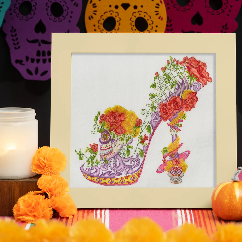 Bothy Threads Cross stitch kit "La Catrina" XSK22 26x24 cm