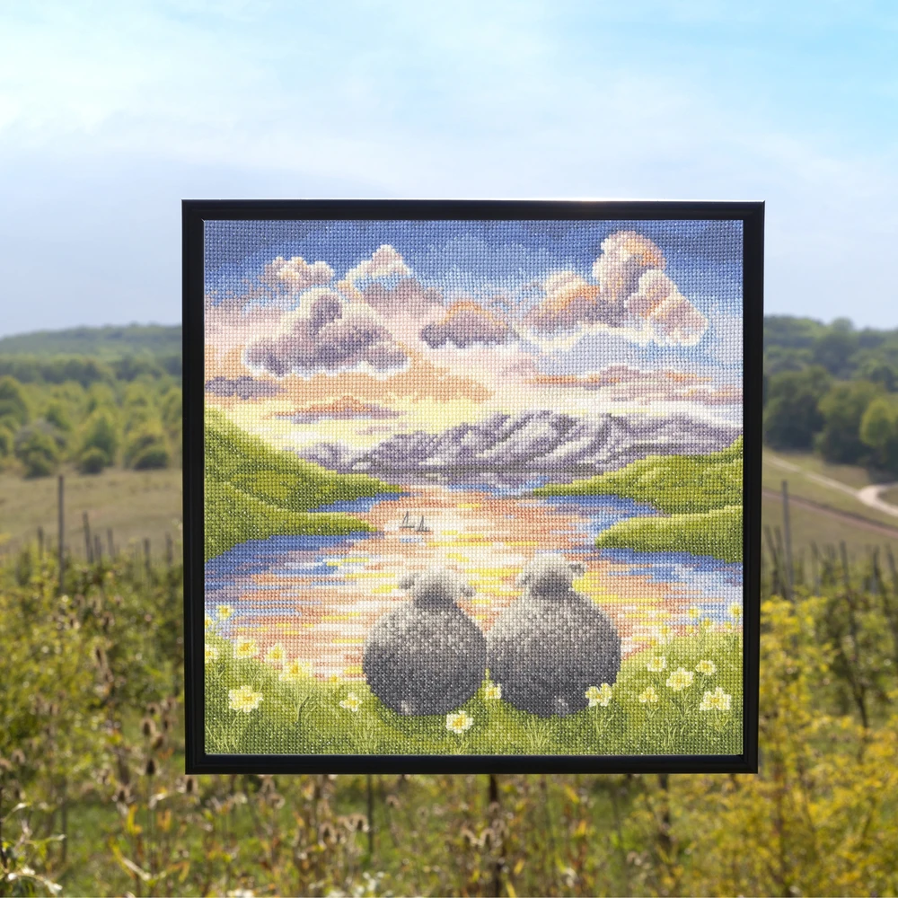 Bothy Threads Cross stitch kit "Love And Light" XLP3 26x26 cm