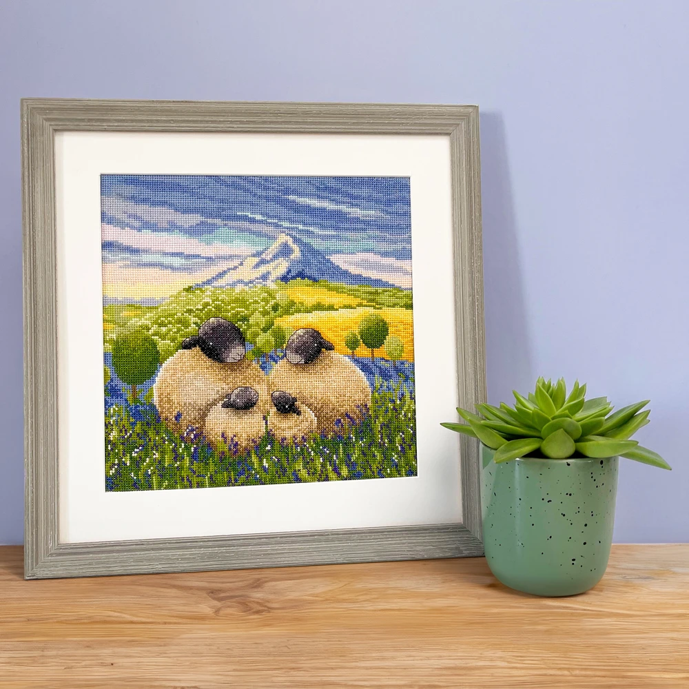 Bothy Threads Cross stitch kit "Precious Moments" XLP17 26x26 cm