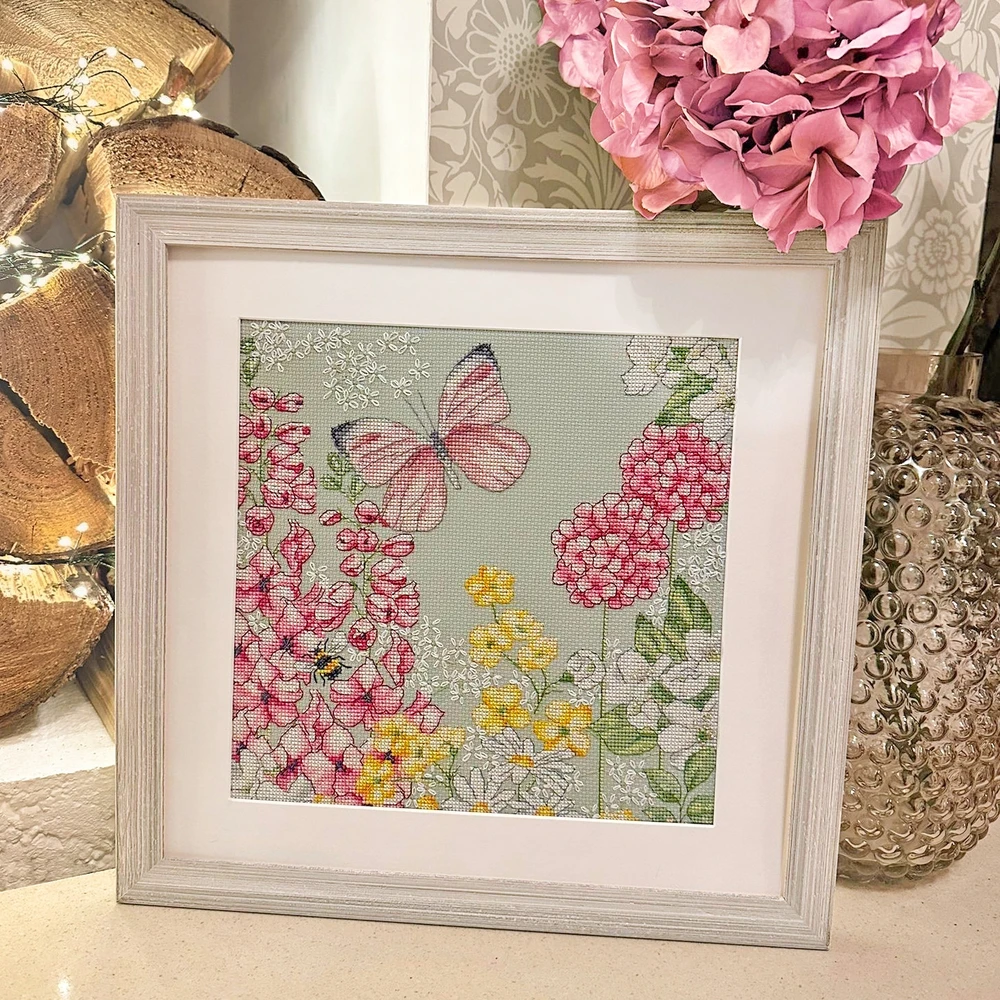 Bothy Threads Cross stitch kit "Quartz Meadow" XKTB15 26x26 cm