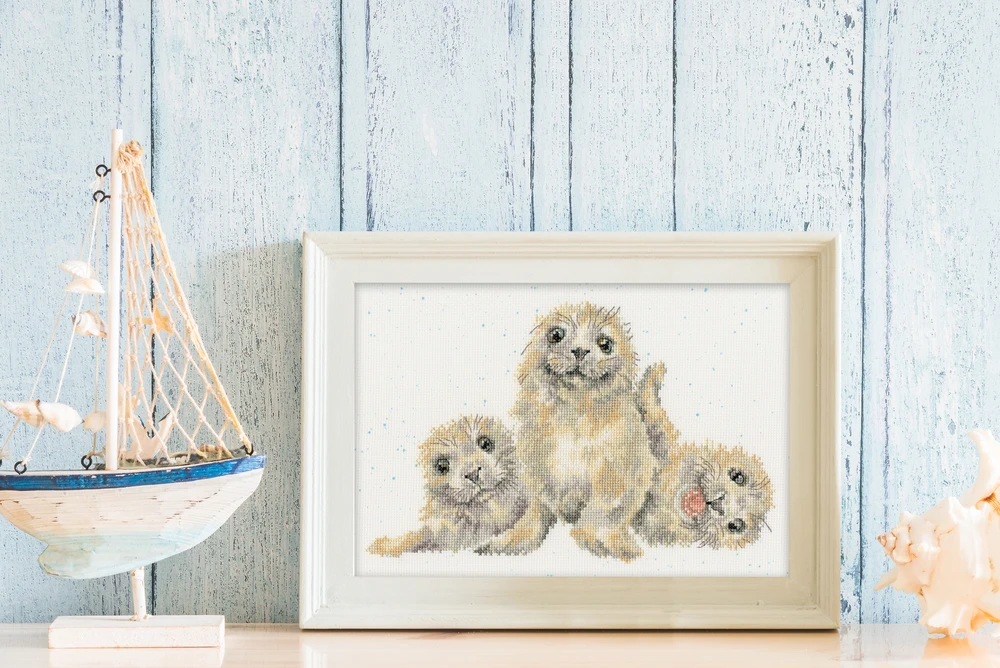 Bothy Threads Cross stitch kit "Seal Of Approval" XHD131 30x20 cm