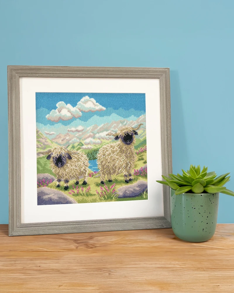 Bothy Threads Cross stitch kit "Spag And Hetti" XLP22 26x26 cm