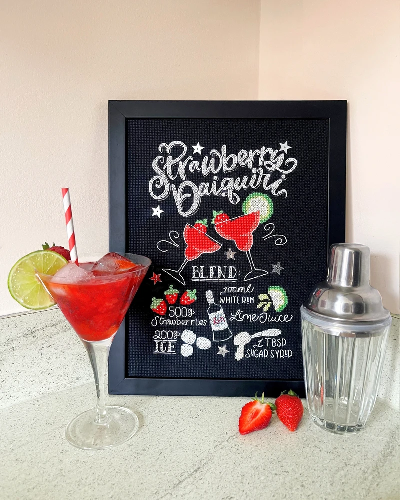 Bothy Threads Cross stitch kit "Strawberry Daiquiri" XLJ4 18x26 cm