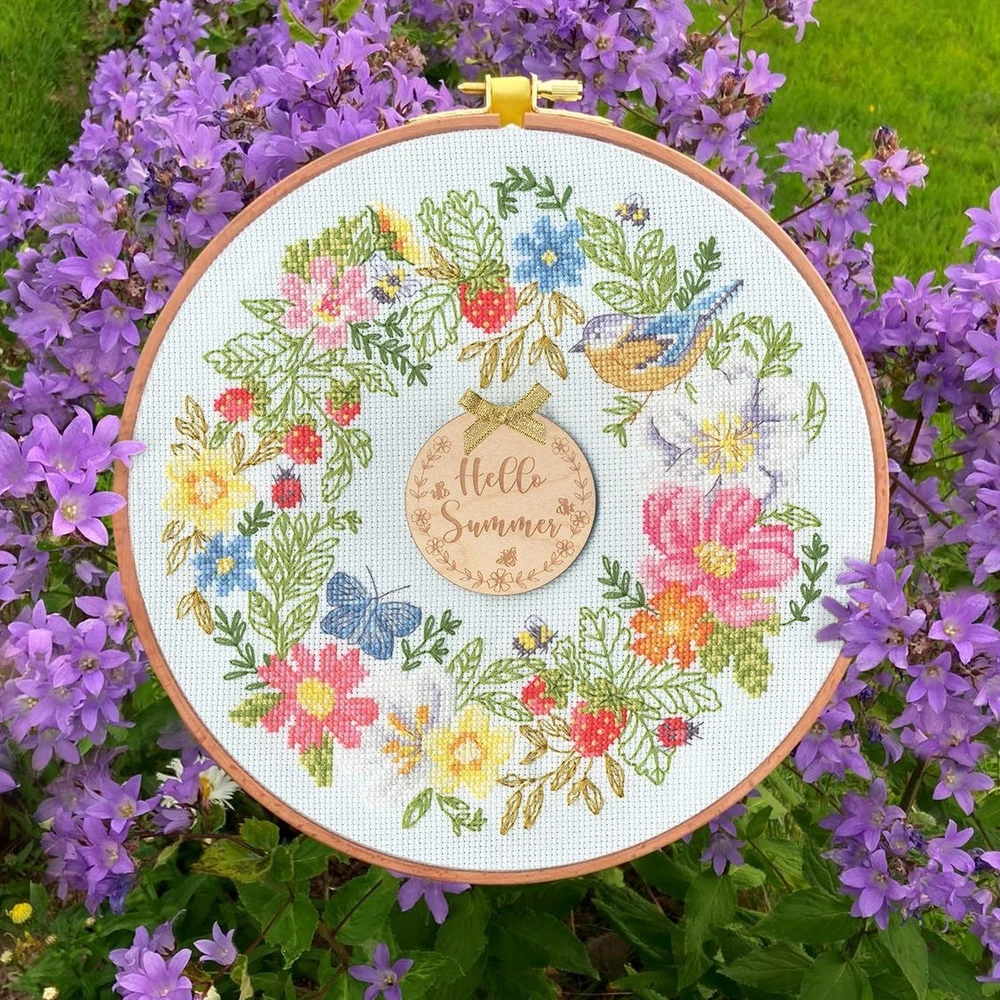 Bothy Threads Cross stitch kit "Summer Wreath" XJS6 23x23 cm