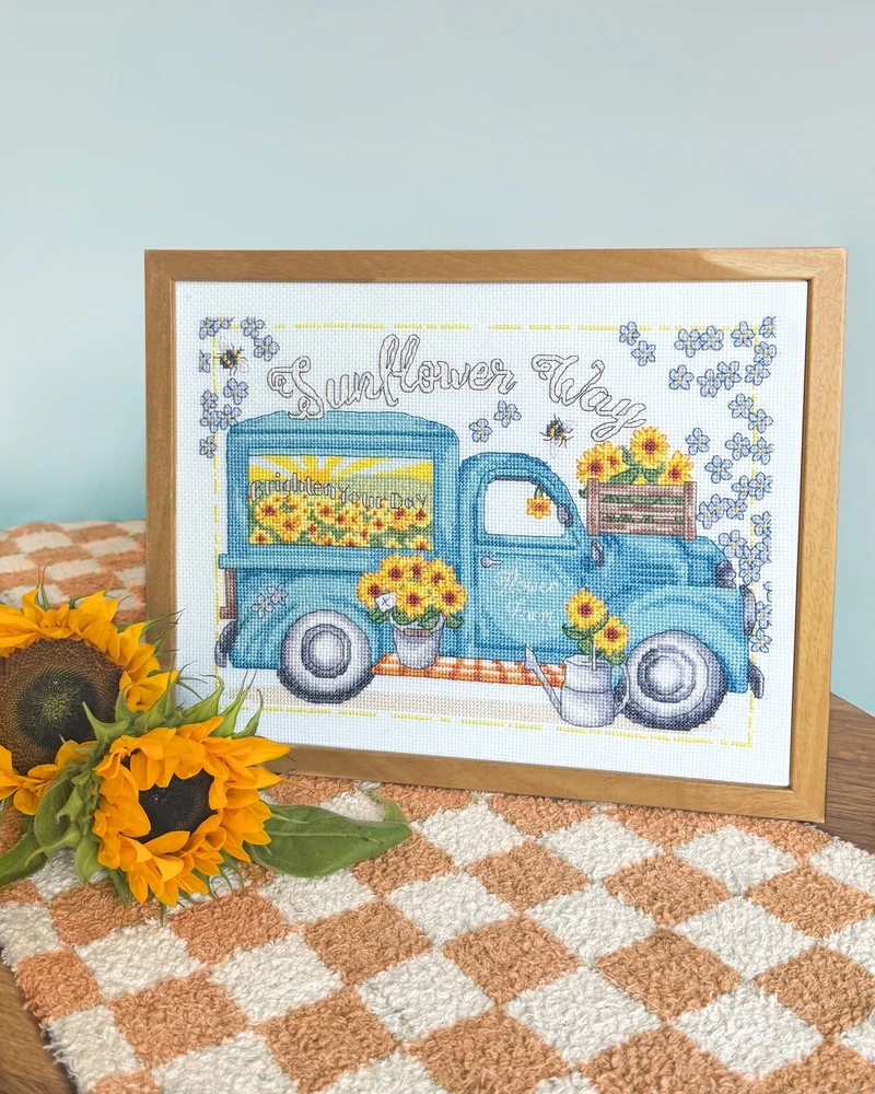 Bothy Threads Cross stitch kit "Sunflower Way" XKTB26 28x20 cm