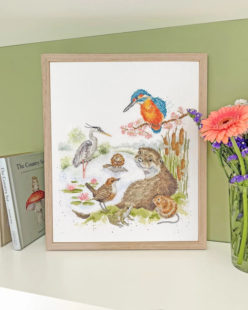 Bothy Threads Cross stitch kit "The Vanduo's Edge" XHD148 28x31 cm