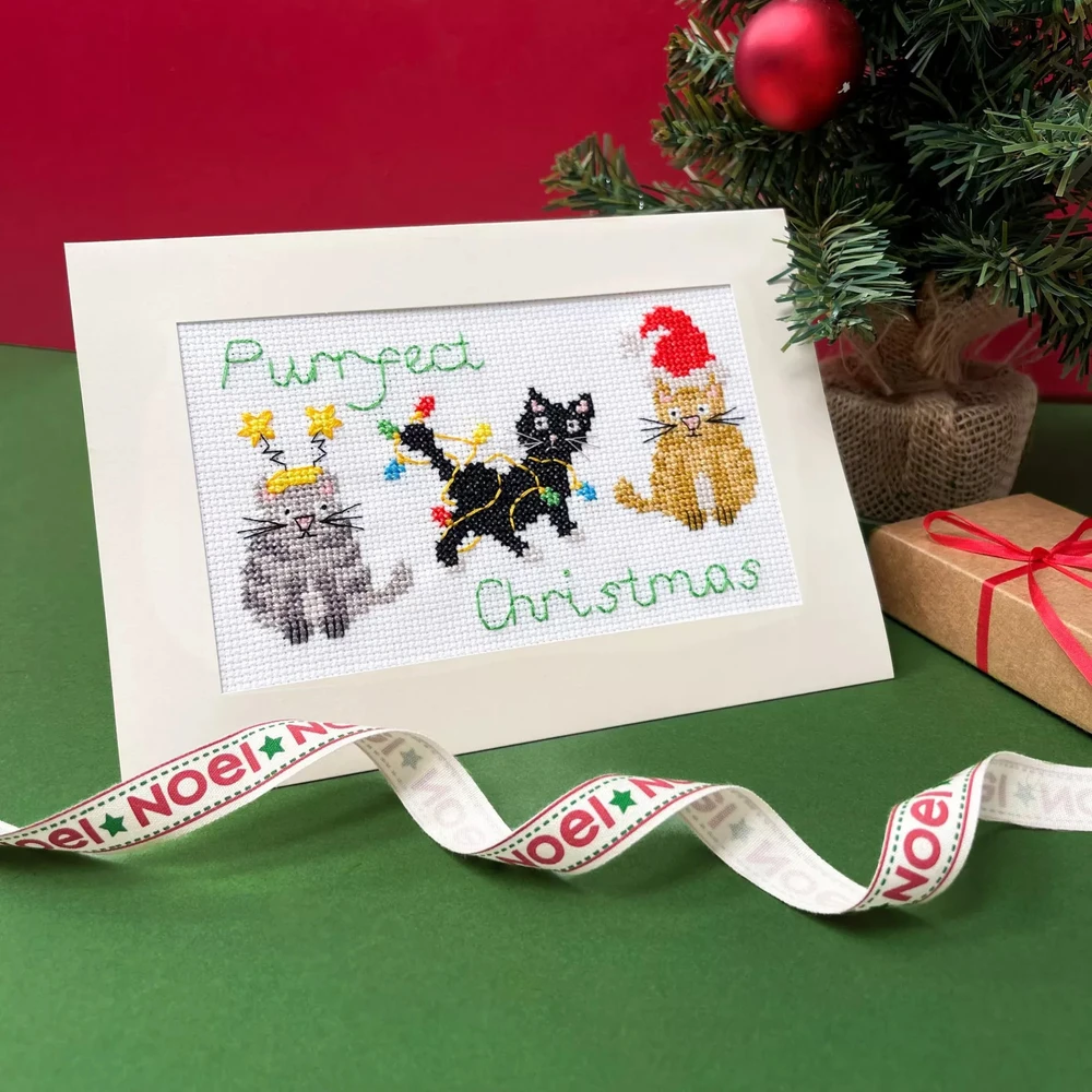 Bothy Threads Cross stitch "Christmas Card - Purrfect Christmas" XMAS91 16x10 cm