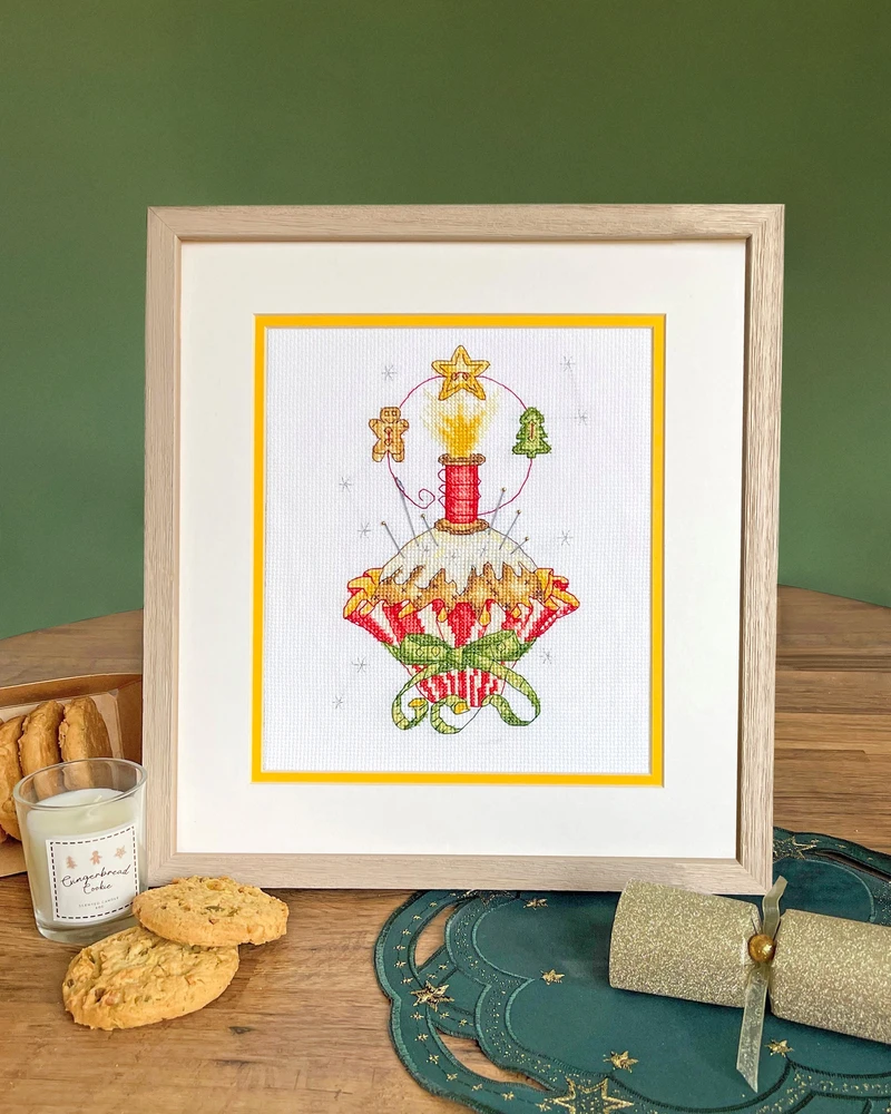 Bothy Threads Cross stitch kit "Christmas Trimmings" XSK30 13x19 cm