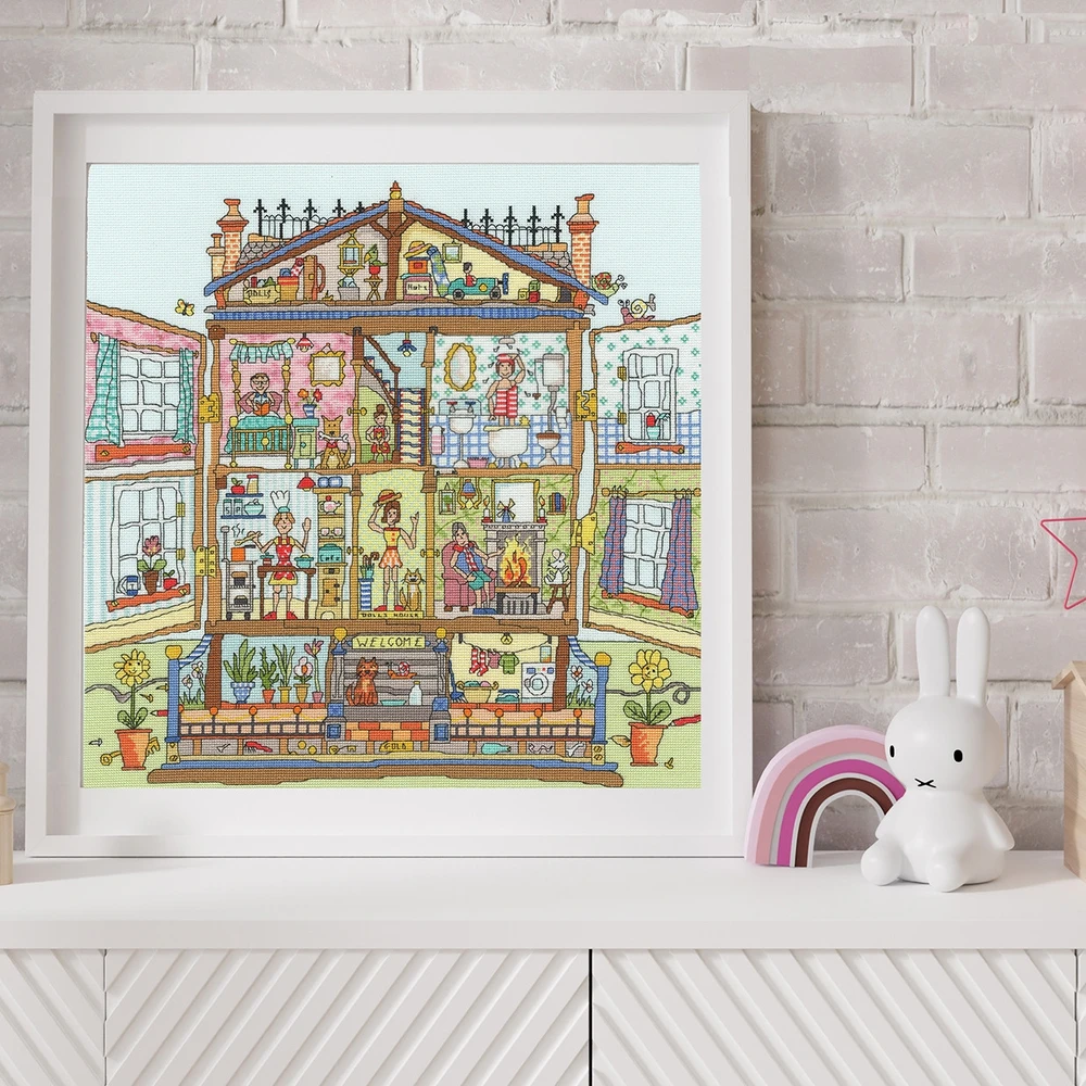 Bothy Threads Cross stitch kit "Cut Thru' Dolls" House" XCT39 36x37 cm