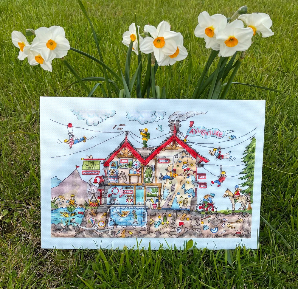 Bothy Threads Cross stitch kit "Cut Thru' Adventure" HOliday" XCT44 40x26 cm