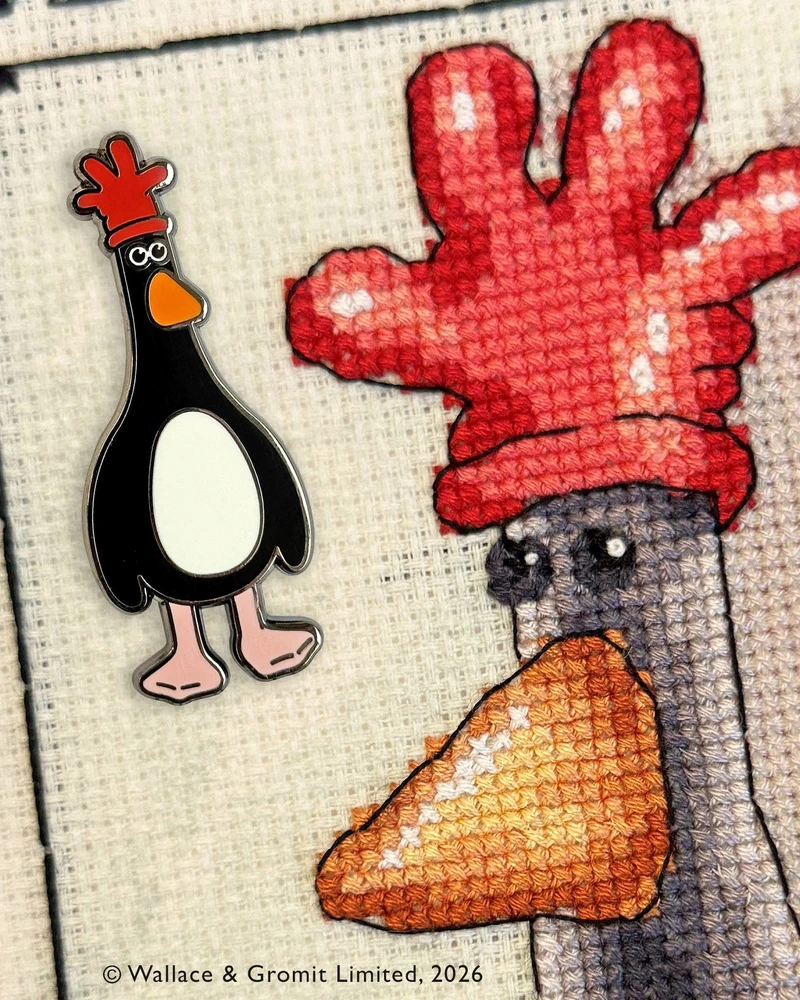 Bothy Threads Needle Minder "Feathers" XA77 2x5 cm