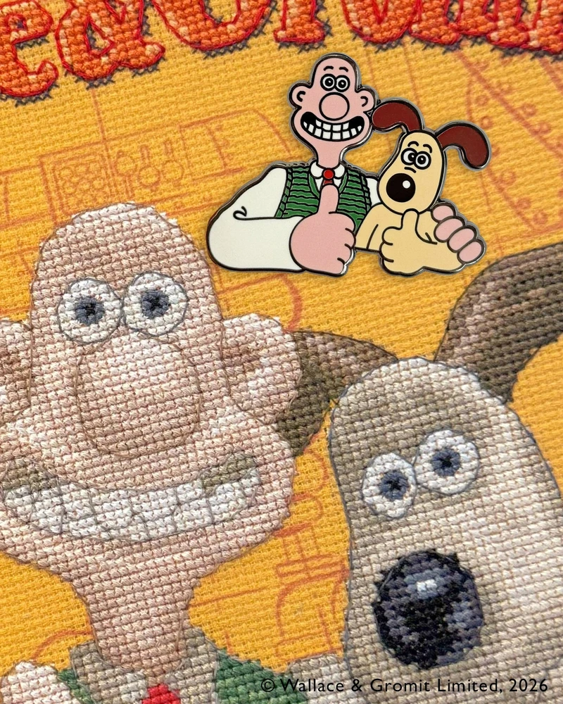 Bothy Threads Needle Minder "Let's Get Cracking!" XA74 4.5x3.7 cm