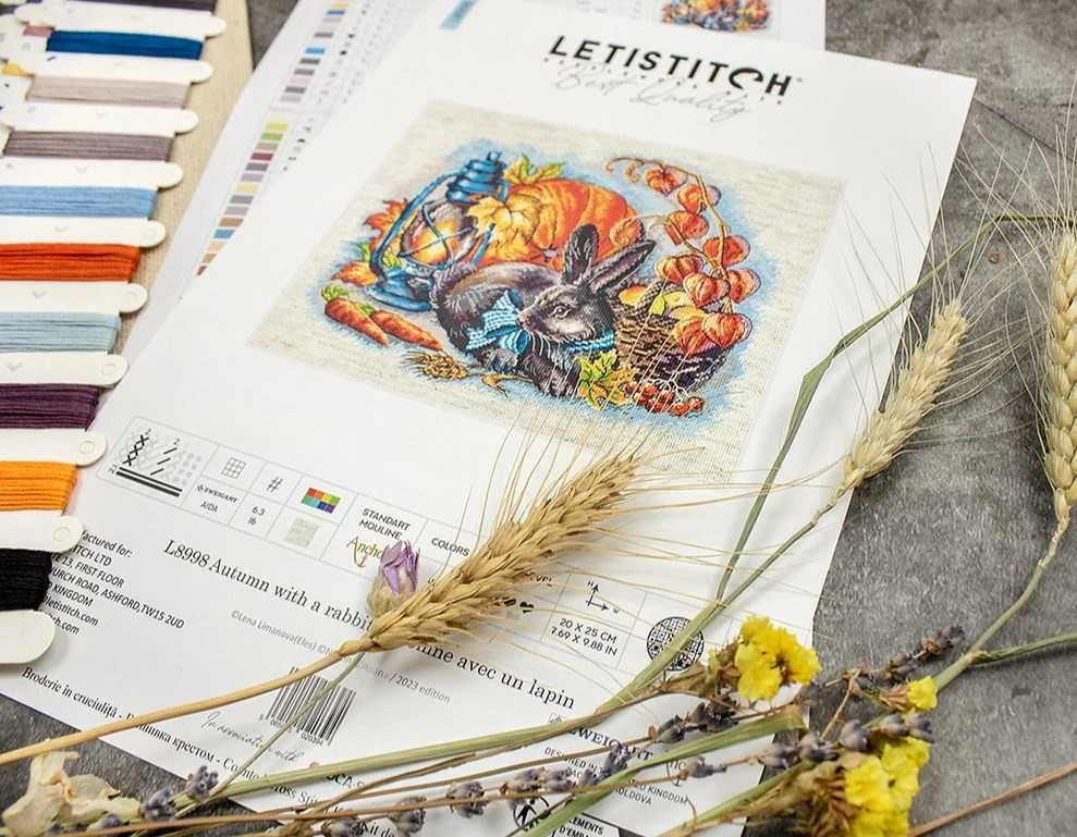 LetiStitch luca S Ruduo su triušiu 25x20 cm SLETIL8998