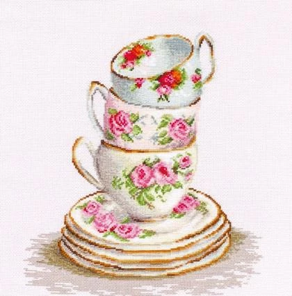 luca S (Nutraukta) Skaičiuojamos kryželiu siuvinėjimo rinkinys 3 sukrauti arbatos puodeliai 25x28,5 cm SBA2323