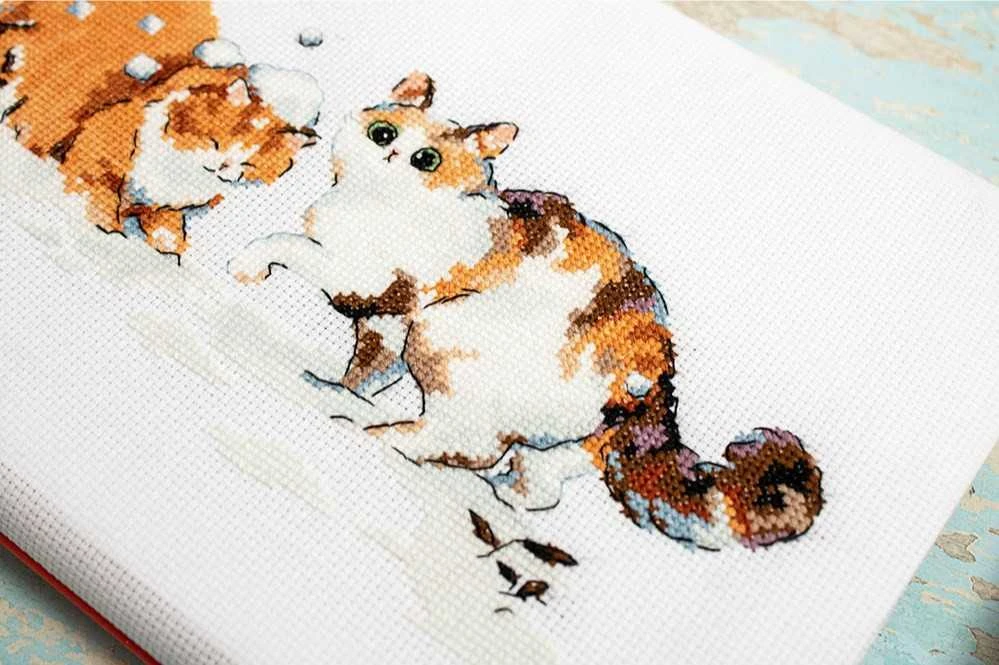 LetiStitch luca S Žiemos kačiukai 21x13 cm SLETIL8813