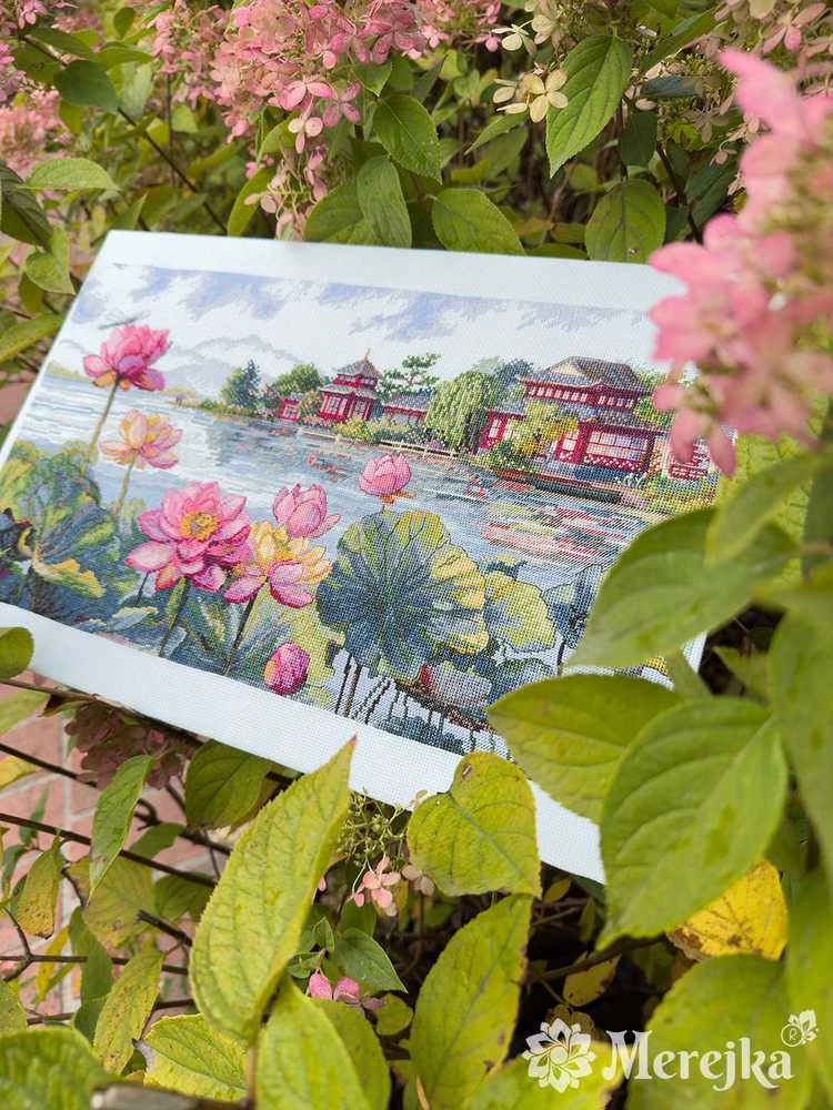 Merejka Kryželiu siuvinėjimo rinkinys "Lotus Dreams" 24x44 SK281