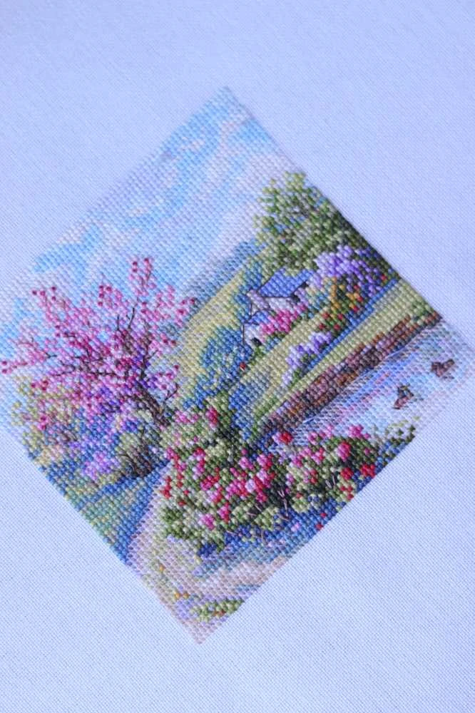 Merejka Kryželių siuvinėjimo rinkinys Pavasaris 11,5x11,5 cm SK268B