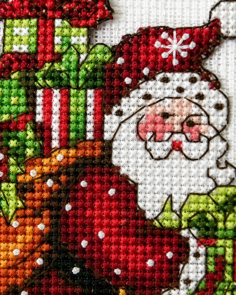 DIMENSIONS Simplicity Creative Corp Kalėdų Senelis ir krepšio puošmena D70-08912