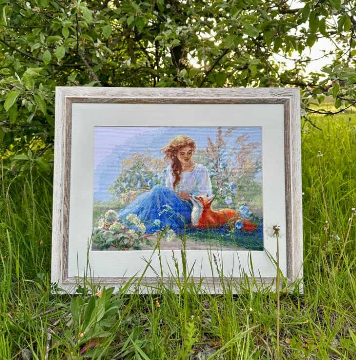 Riolis Kryželio siuvinėjimo rinkinys - Aine kolekcija „Motina gamta. Pieva“ 40 x 30 cm SRA1004