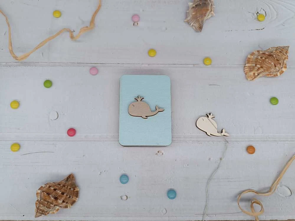 Kind Fox by Wizardi Yuliya Ausianikava ind. veikla pgl. pazyma Nr. 1201908 Medinis adatos dėklas. Banginis. KF056/38