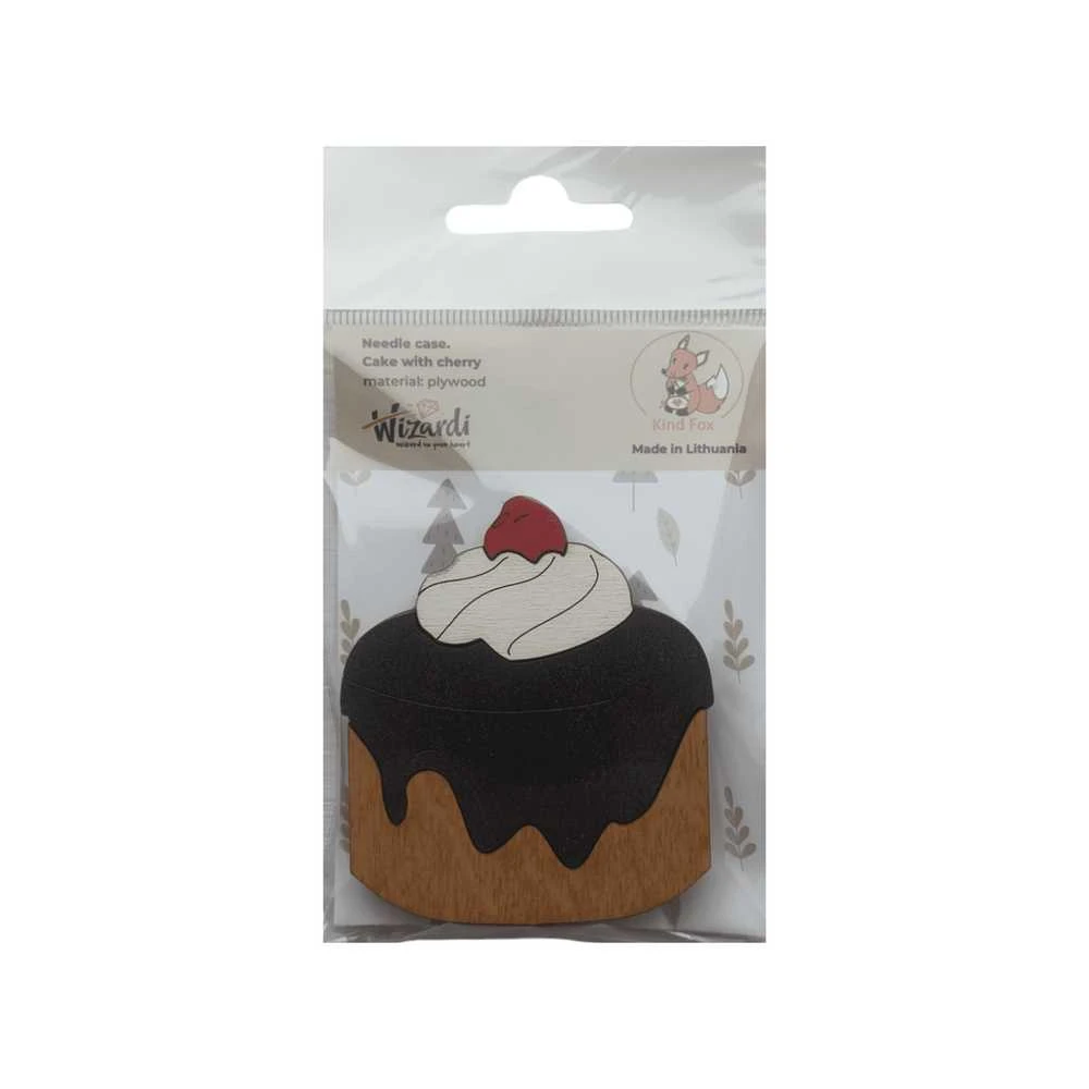 Kind Fox by Wizardi Yuliya Ausianikava ind. veikla pgl. pazyma Nr. 1201908 Medinė siuvimo adatų dėžutė "Tortas su vyšniomis" KF056/91
