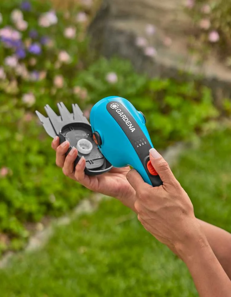 Akumuliatorinės žolės žirklės Gardena ClassicCut Li 9884-20, 970623201