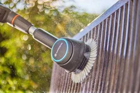 Gardena Akumuliatorinis daugiafunkcinis valytuvas "AquaBrush Compact 02/18V P4A", solo