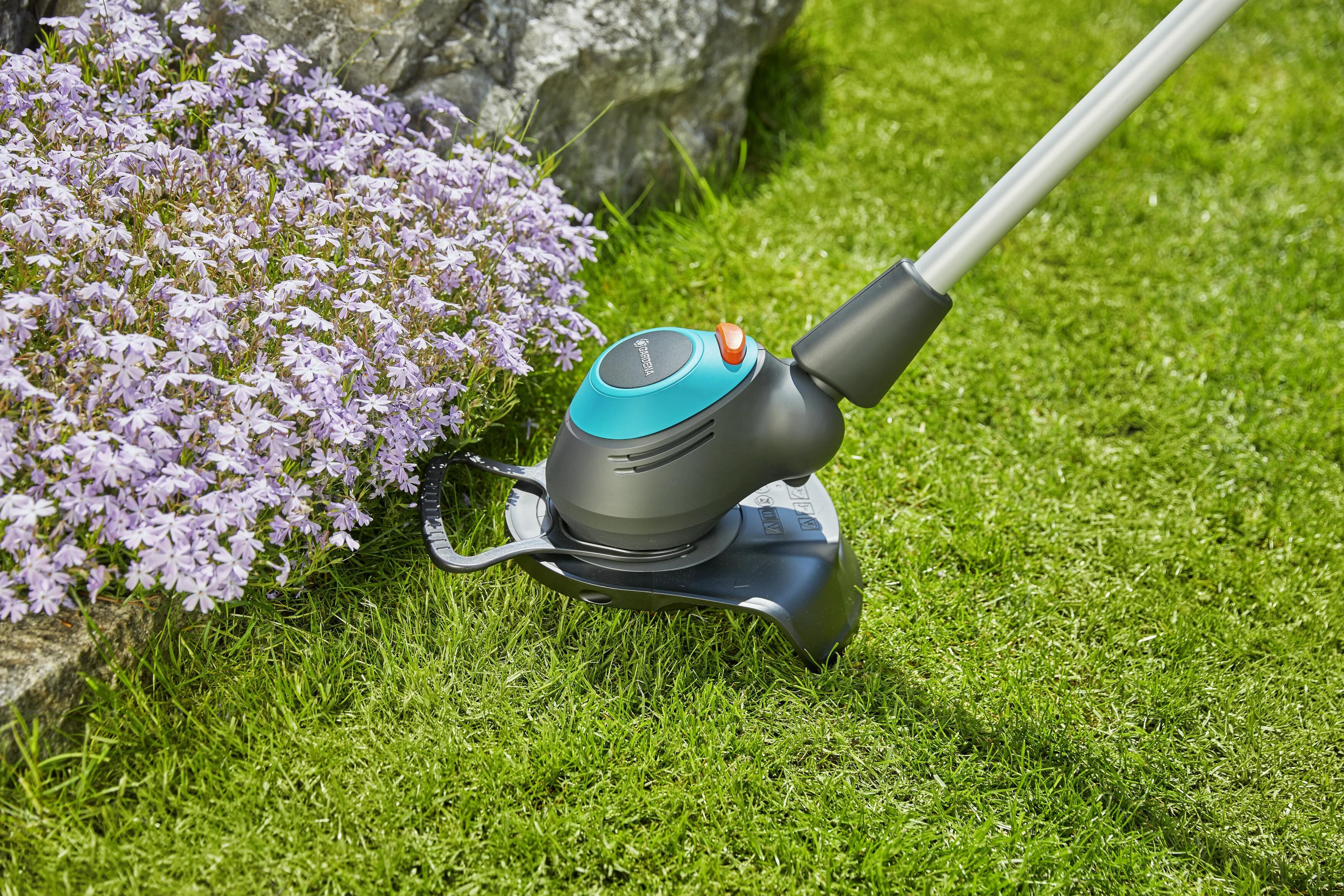 Žoliapjovė Gardena Easycut 450/25, 450W, 25cm