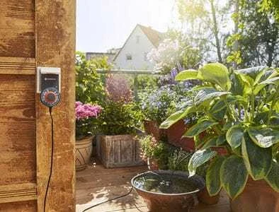 Gardena Pilnai automatizuota gėlių lovelių laistymo sistema