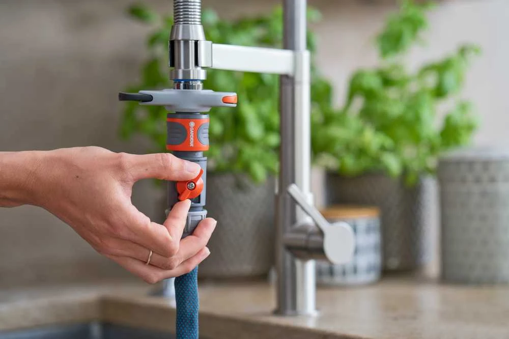 Gardena Tekstilinės žarnos Liano™ 10 m su čiaupų jungtimi vidaus čiaupams rinkinys
