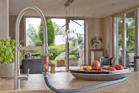 Gardena Tekstilinės žarnos Liano™ 10 m su čiaupų jungtimi vidaus čiaupams rinkinys