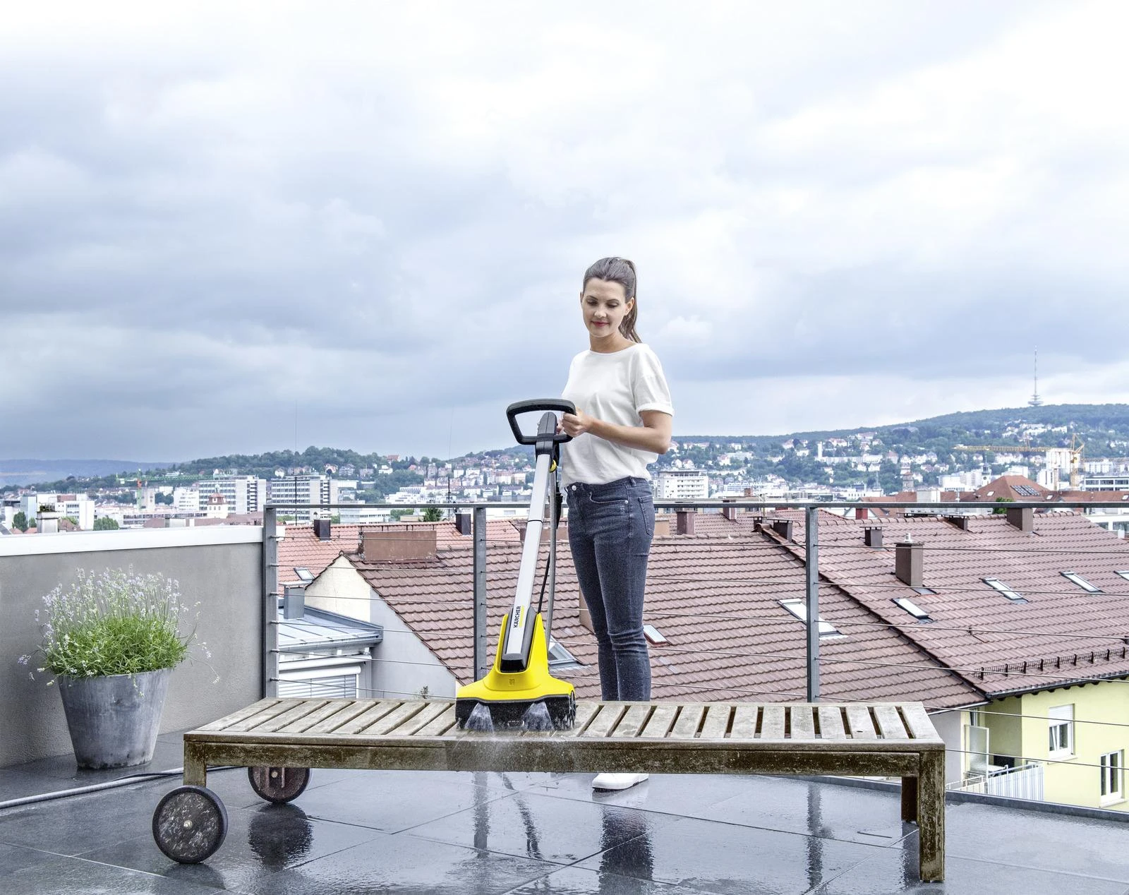 Terasų plovimo įrenginys Karcher PCL 4