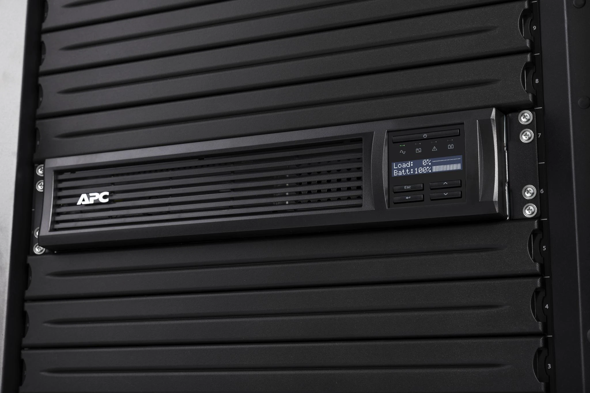 APC SMART-UPS 1000VA LCD RM 2U 230V SU SMARTCONNECT