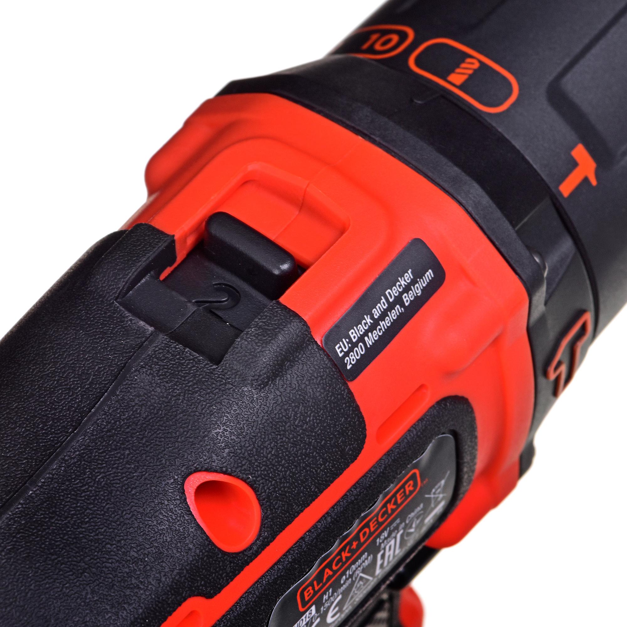 Black & Decker Juodas + DECKER PLAKŠKAS GRĄŽAS 18V 2x1,5Ah + 80vnt PRIEDAI